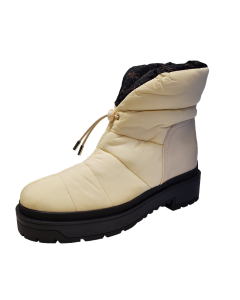 Guess Womens  Shoes Leeda2 Pull On Snow Winter Boots 10M Ivory Beige from Affordable Designer Brands
